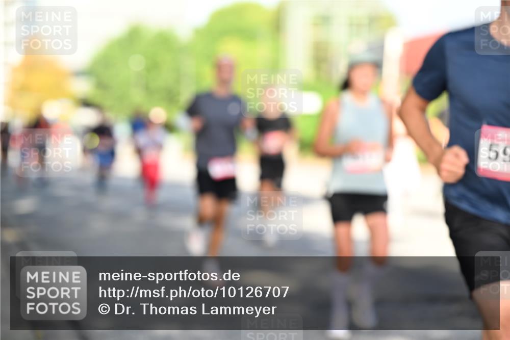 06.09.2026 - CURREX Alsterlauf Dr. Thomas Lammeyer http://msf.ph/oto/10126707 06.09.2026 09:45:48 Laufen 59 meine-sportfotos.de