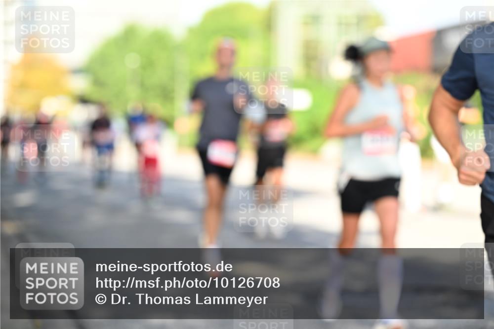 06.09.2026 - CURREX Alsterlauf Dr. Thomas Lammeyer http://msf.ph/oto/10126708 06.09.2026 09:45:48 Laufen  meine-sportfotos.de