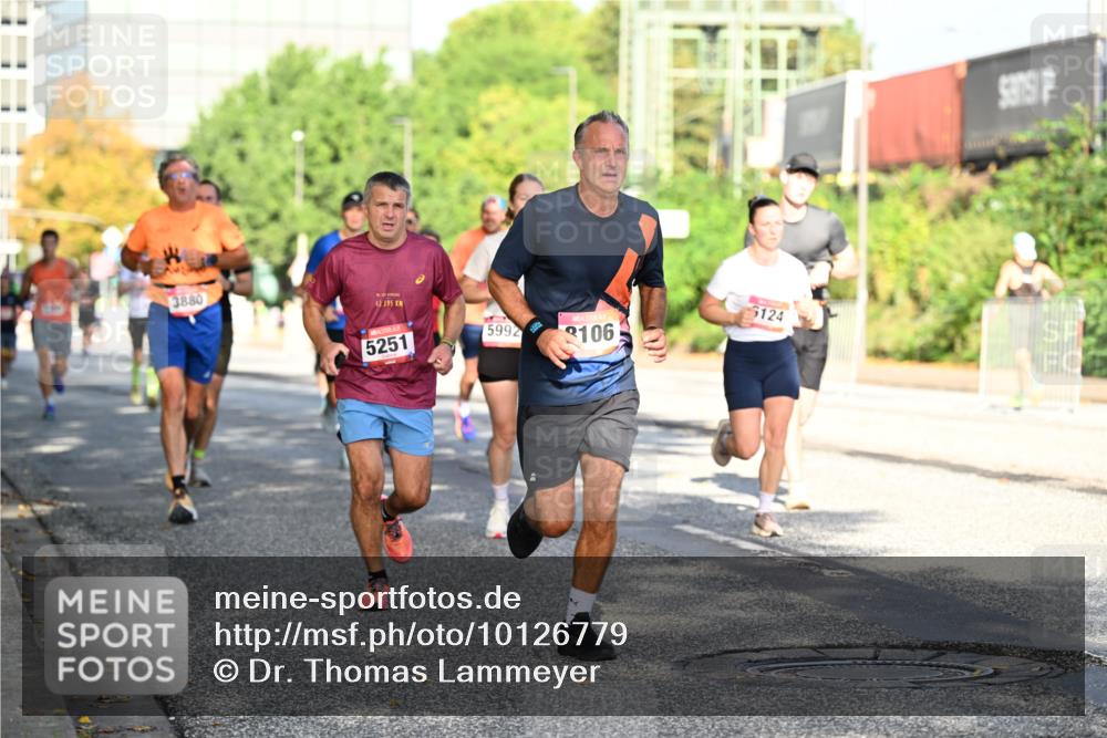 06.09.2026 - CURREX Alsterlauf Dr. Thomas Lammeyer http://msf.ph/oto/10126779 06.09.2026 09:45:56 Laufen 3880, 42, 195, 5251, 5992, 106, 6124 meine-sportfotos.de