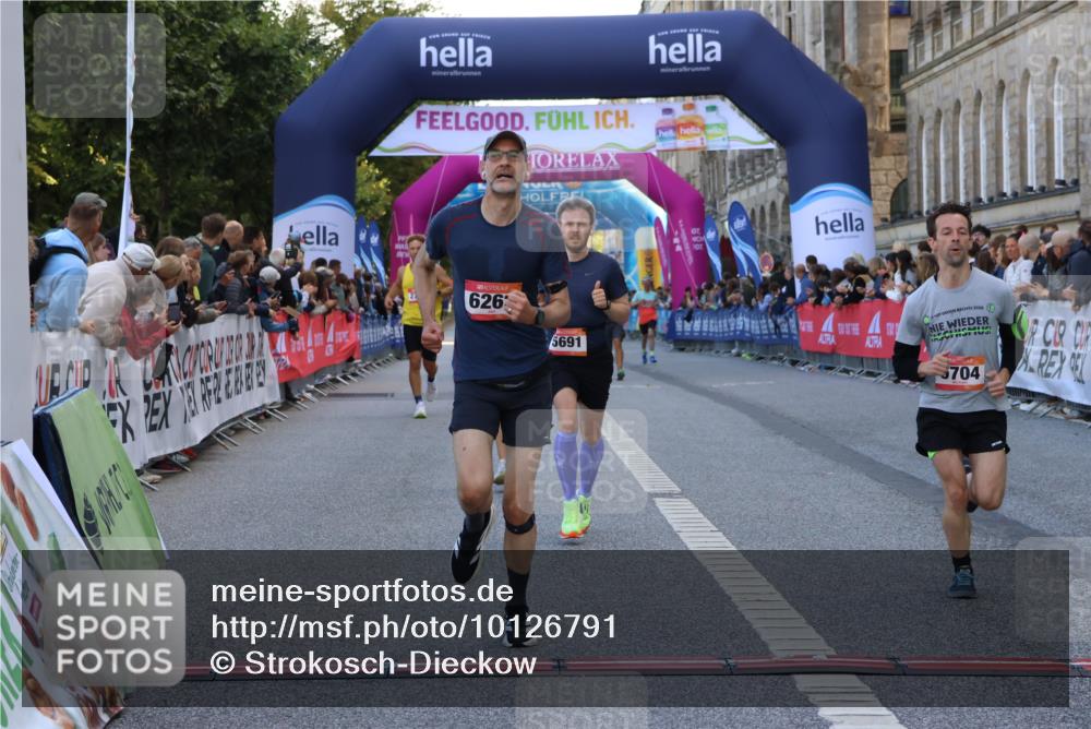 06.09.2026 - CURREX Alsterlauf Strokosch-Dieckow http://msf.ph/oto/10126791 06.09.2026 09:47:50 Ziel 2759, 2850, 5704, 5845, 6228, 6262 meine-sportfotos.de