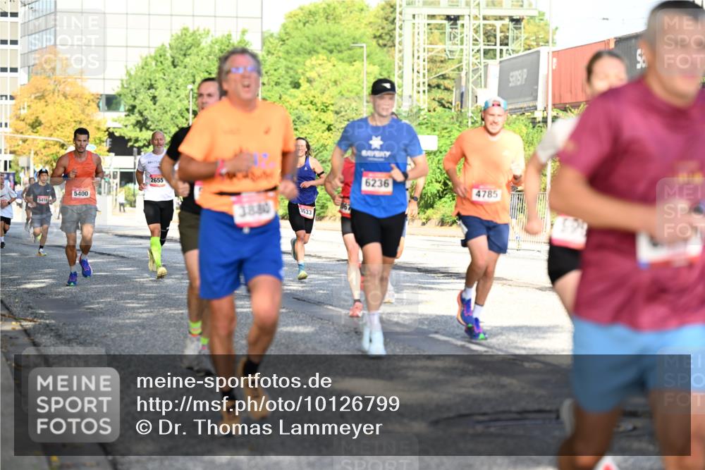 06.09.2026 - CURREX Alsterlauf Dr. Thomas Lammeyer http://msf.ph/oto/10126799 06.09.2026 09:45:58 Laufen 5400, 5410, 2655, 3880, 3533, 6236, 4785 meine-sportfotos.de