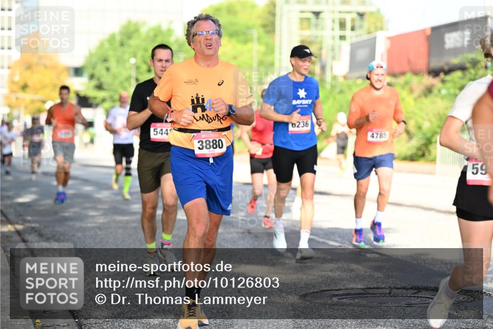 06.09.2026 - CURREX Alsterlauf Dr. Thomas Lammeyer http://msf.ph/oto/10126803 06.09.2026 09:45:59 Laufen 012, 544, 3880, 6236, 4785, 59 meine-sportfotos.de