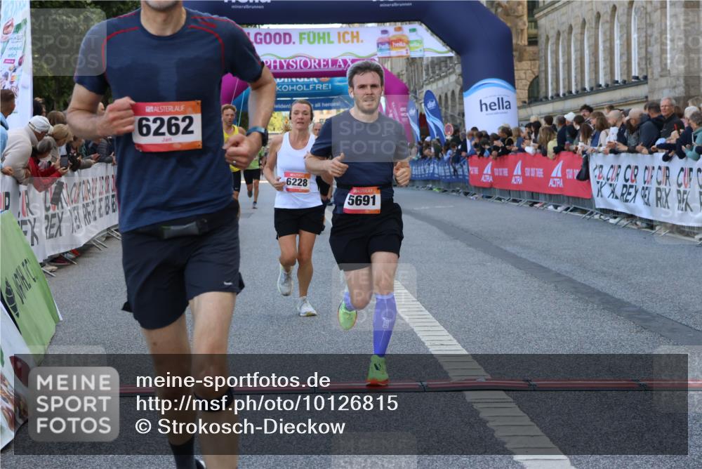 06.09.2026 - CURREX Alsterlauf Strokosch-Dieckow http://msf.ph/oto/10126815 06.09.2026 09:47:51 Ziel 2759, 5020, 5704, 5845, 6228, 6262 meine-sportfotos.de