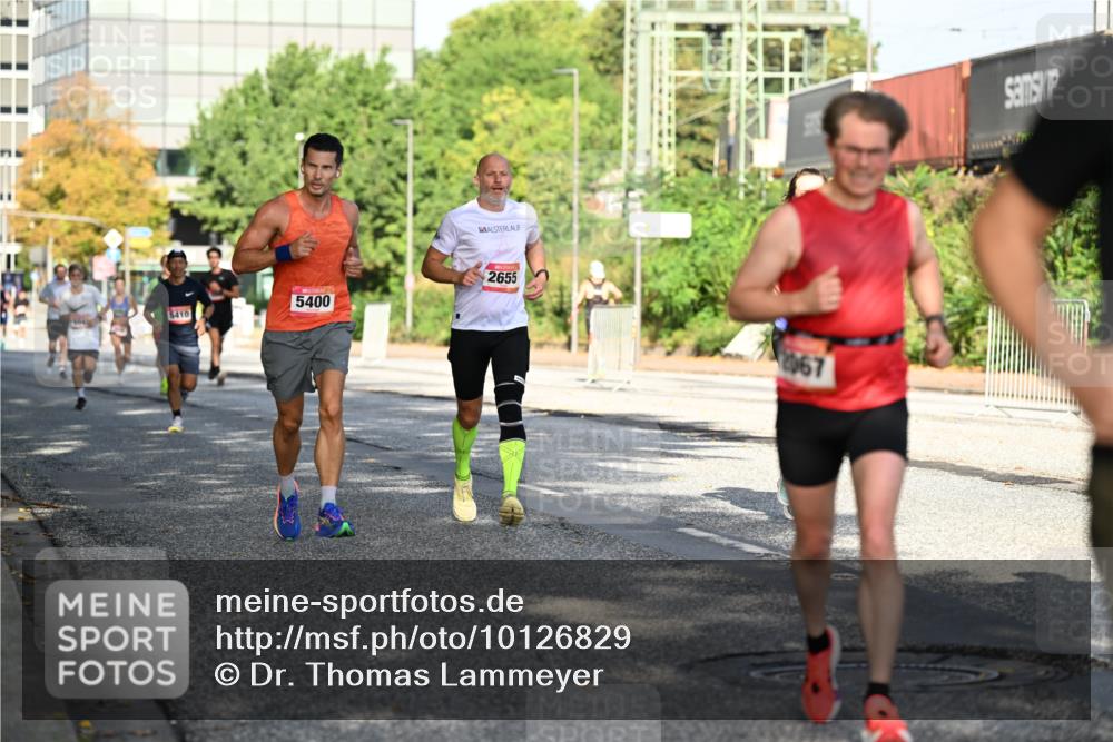 06.09.2026 - CURREX Alsterlauf Dr. Thomas Lammeyer http://msf.ph/oto/10126829 06.09.2026 09:46:01 Laufen 5400, 5410, 2655, 2067 meine-sportfotos.de