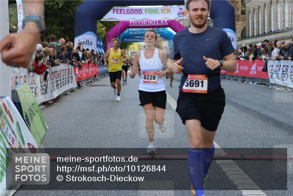06.09.2026 - CURREX Alsterlauf Strokosch-Dieckow http://msf.ph/oto/10126844 06.09.2026 09:47:52 Ziel 2759, 4145, 5020, 5704, 5845, 6228, 6262 meine-sportfotos.de