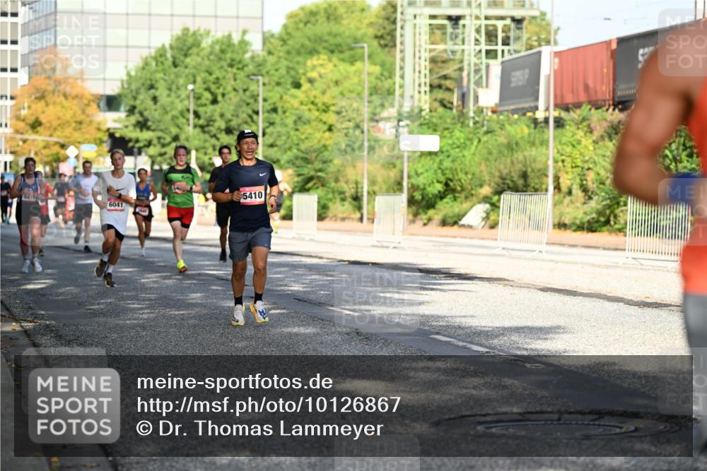 06.09.2026 - CURREX Alsterlauf Dr. Thomas Lammeyer http://msf.ph/oto/10126867 06.09.2026 09:46:05 Laufen 6415, 5410, 6041 meine-sportfotos.de