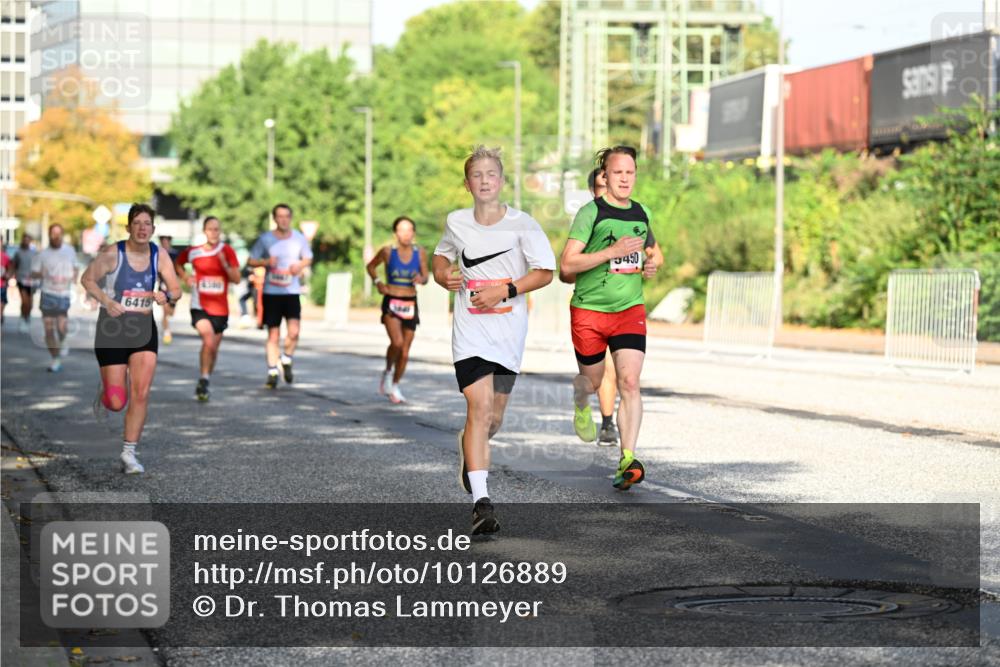 06.09.2026 - CURREX Alsterlauf Dr. Thomas Lammeyer http://msf.ph/oto/10126889 06.09.2026 09:46:09 Laufen 6415, 450 meine-sportfotos.de