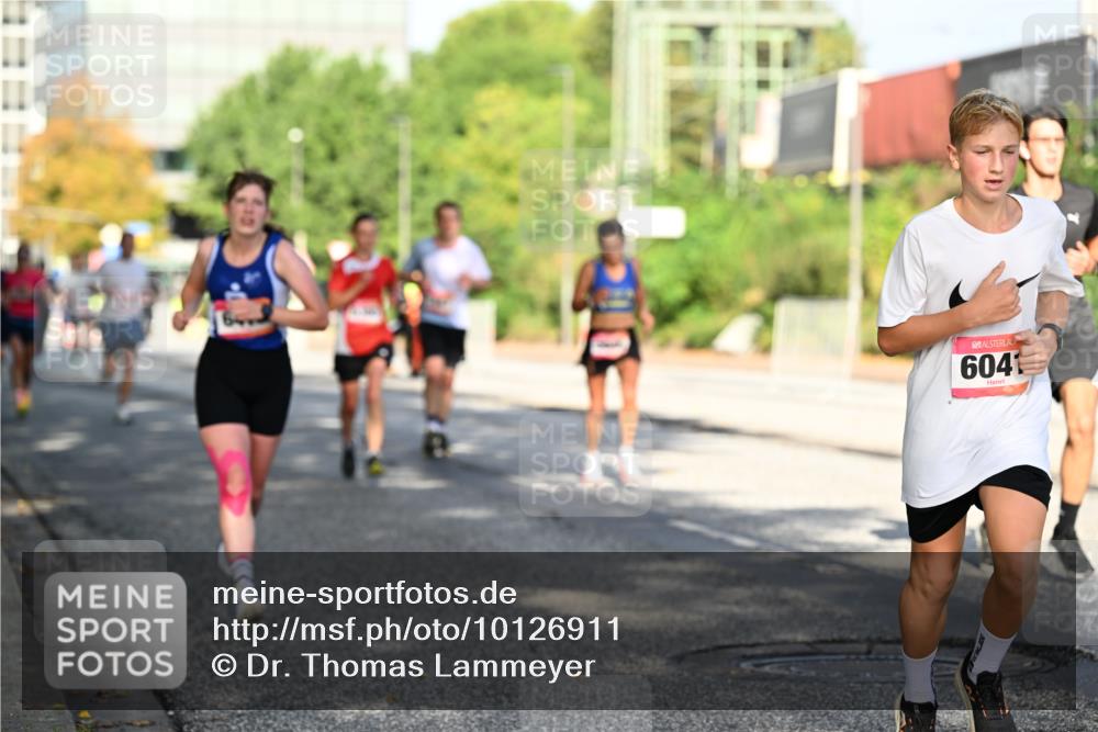 06.09.2026 - CURREX Alsterlauf Dr. Thomas Lammeyer http://msf.ph/oto/10126911 06.09.2026 09:46:10 Laufen 6041 meine-sportfotos.de