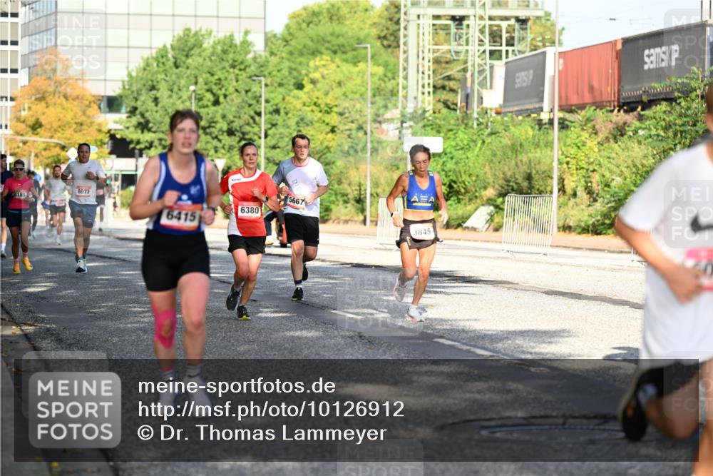 06.09.2026 - CURREX Alsterlauf Dr. Thomas Lammeyer http://msf.ph/oto/10126912 06.09.2026 09:46:11 Laufen 8073, 5667, 181, 6380, 6415, 3845 meine-sportfotos.de