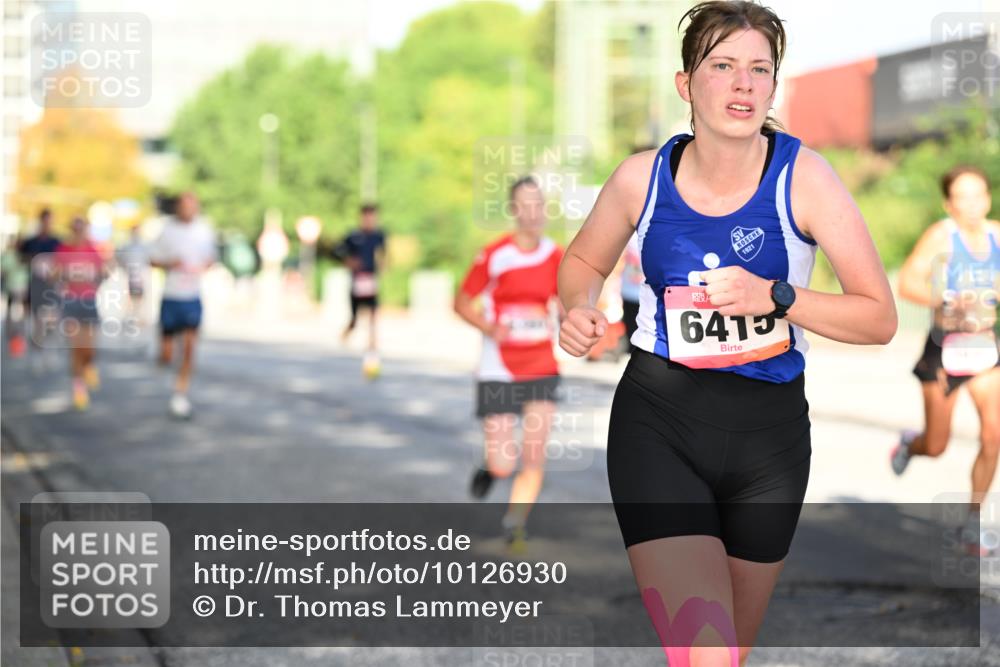 06.09.2026 - CURREX Alsterlauf Dr. Thomas Lammeyer http://msf.ph/oto/10126930 06.09.2026 09:46:13 Laufen 1921, 6415 meine-sportfotos.de