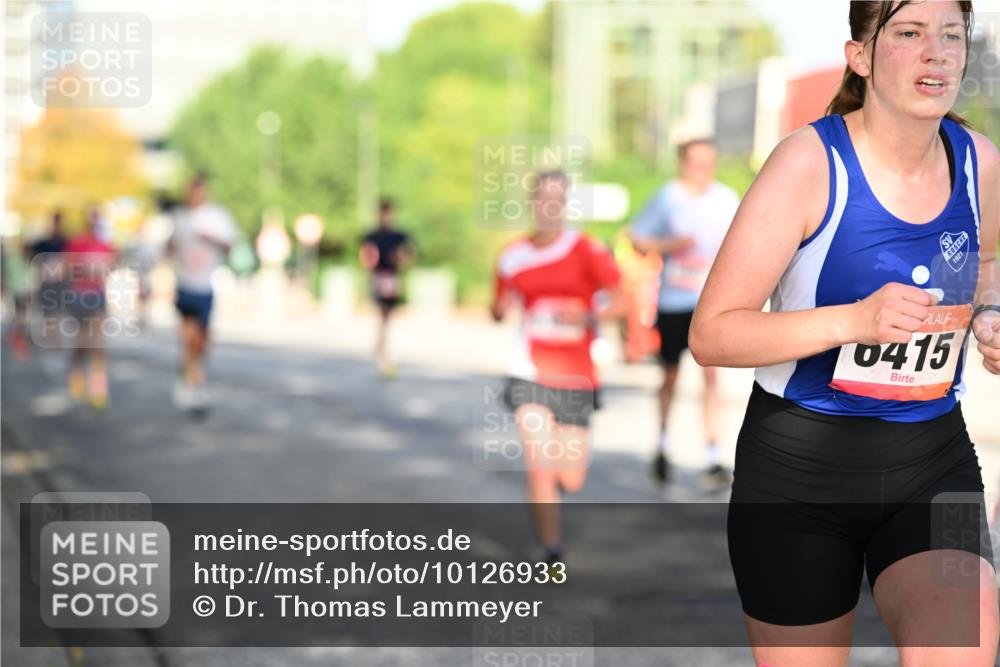 06.09.2026 - CURREX Alsterlauf Dr. Thomas Lammeyer http://msf.ph/oto/10126933 06.09.2026 09:46:13 Laufen 0415, 1921 meine-sportfotos.de