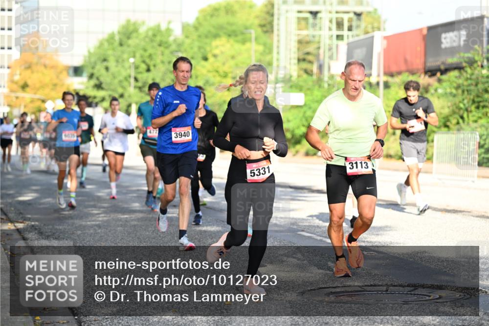 06.09.2026 - CURREX Alsterlauf Dr. Thomas Lammeyer http://msf.ph/oto/10127023 06.09.2026 09:46:23 Laufen 6039, 3940, 5331, 3113 meine-sportfotos.de