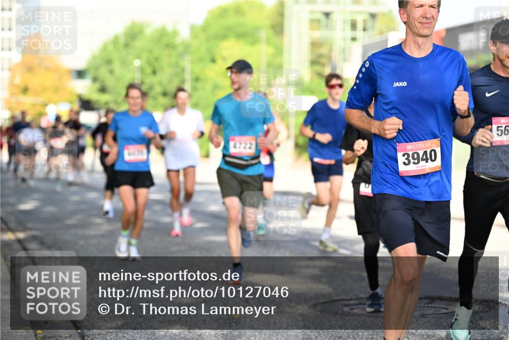 06.09.2026 - CURREX Alsterlauf Dr. Thomas Lammeyer http://msf.ph/oto/10127046 06.09.2026 09:46:25 Laufen 3940, 56 meine-sportfotos.de