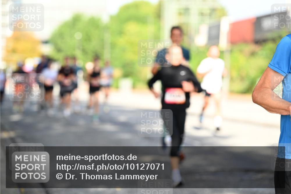 06.09.2026 - CURREX Alsterlauf Dr. Thomas Lammeyer http://msf.ph/oto/10127071 06.09.2026 09:46:28 Laufen  meine-sportfotos.de