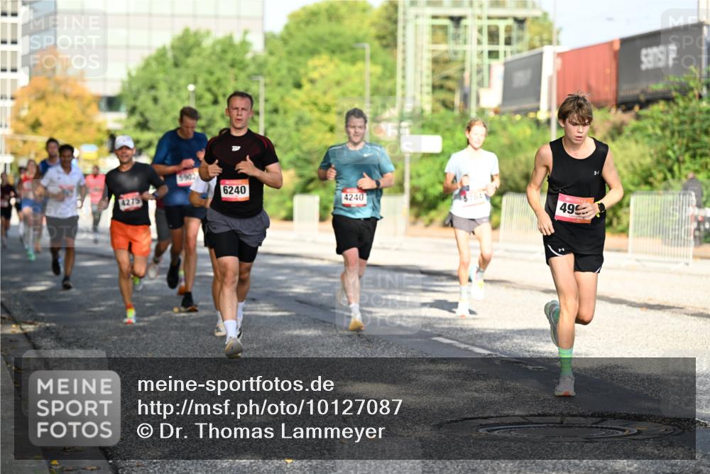 06.09.2026 - CURREX Alsterlauf Dr. Thomas Lammeyer http://msf.ph/oto/10127087 06.09.2026 09:46:32 Laufen 5902, 6240, 4240, 57841, 49 meine-sportfotos.de