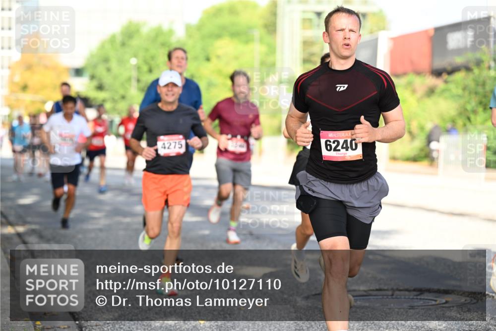06.09.2026 - CURREX Alsterlauf Dr. Thomas Lammeyer http://msf.ph/oto/10127110 06.09.2026 09:46:34 Laufen 4275, 6240 meine-sportfotos.de