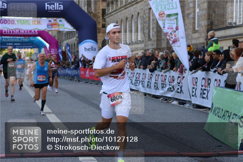06.09.2026 - CURREX Alsterlauf Strokosch-Dieckow http://msf.ph/oto/10127128 06.09.2026 09:48:07 Ziel 2114, 2134, 2463, 3632, 3665, 4405, 4472, 4743, 5076, 5315, 5804, 5932, 6009 meine-sportfotos.de