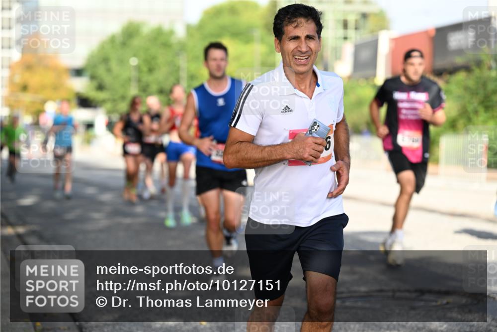 06.09.2026 - CURREX Alsterlauf Dr. Thomas Lammeyer http://msf.ph/oto/10127151 06.09.2026 09:46:38 Laufen 6 meine-sportfotos.de