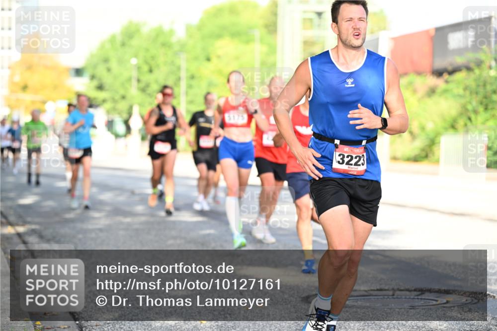 06.09.2026 - CURREX Alsterlauf Dr. Thomas Lammeyer http://msf.ph/oto/10127161 06.09.2026 09:46:39 Laufen 3223 meine-sportfotos.de