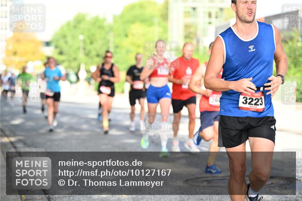 06.09.2026 - CURREX Alsterlauf Dr. Thomas Lammeyer http://msf.ph/oto/10127167 06.09.2026 09:46:39 Laufen 11, 11, 11, 3223 meine-sportfotos.de