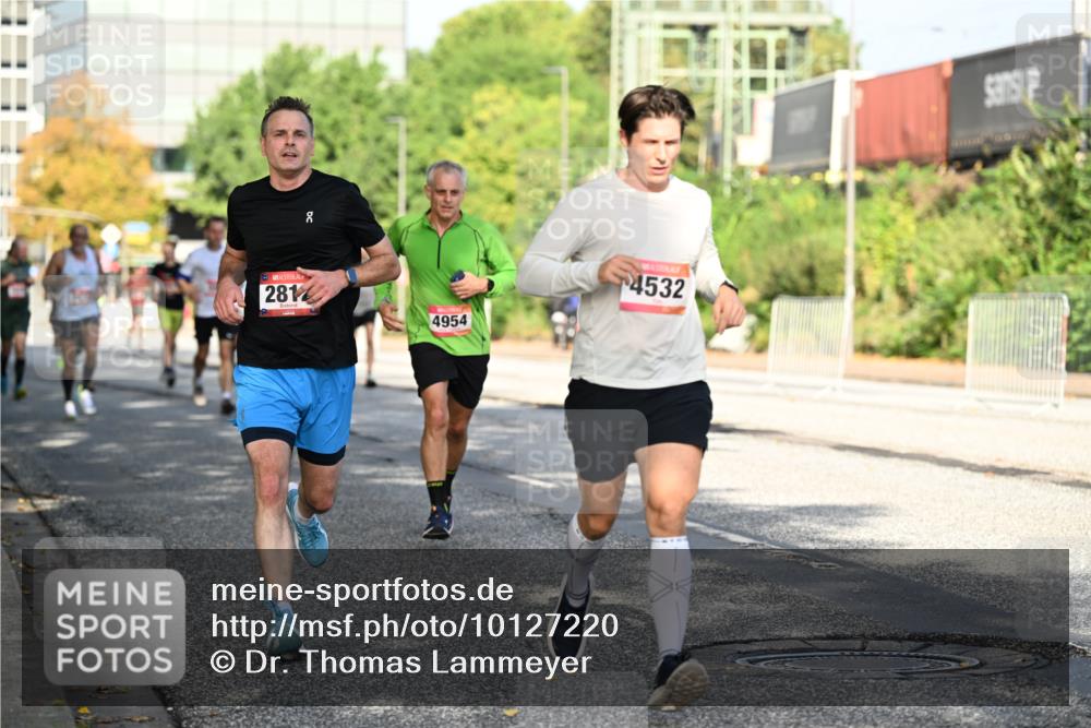 06.09.2026 - CURREX Alsterlauf Dr. Thomas Lammeyer http://msf.ph/oto/10127220 06.09.2026 09:46:45 Laufen 2812, 4954, 4532 meine-sportfotos.de