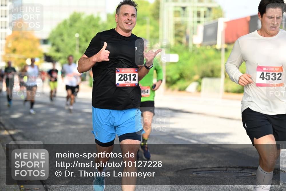 06.09.2026 - CURREX Alsterlauf Dr. Thomas Lammeyer http://msf.ph/oto/10127228 06.09.2026 09:46:46 Laufen 2812, 4532 meine-sportfotos.de