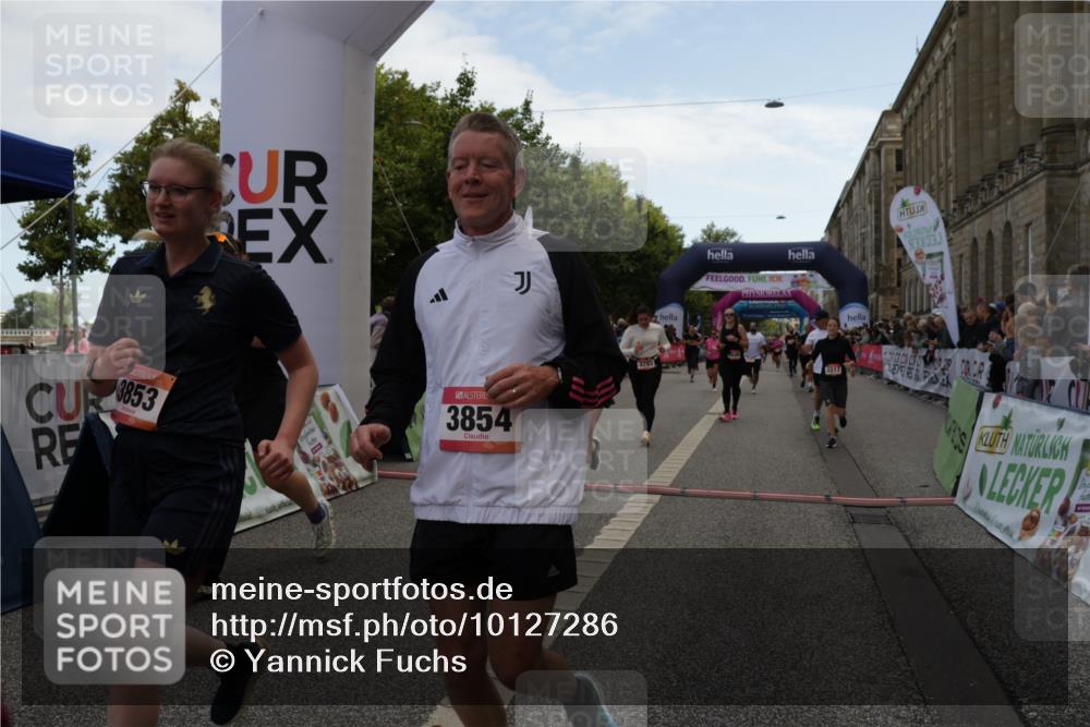 06.09.2026 - CURREX Alsterlauf Yannick Fuchs http://msf.ph/oto/10127286 06.09.2026 10:05:02 Ziel 2343, 2512, 2709, 3317, 3412, 3452, 3793, 3853, 3854, 3968, 4549, 4593, 4892, 5022, 5329, 5765, 6179, 6251, 6253, 6282, 8099, 8242, 8298 meine-sportfotos.de
