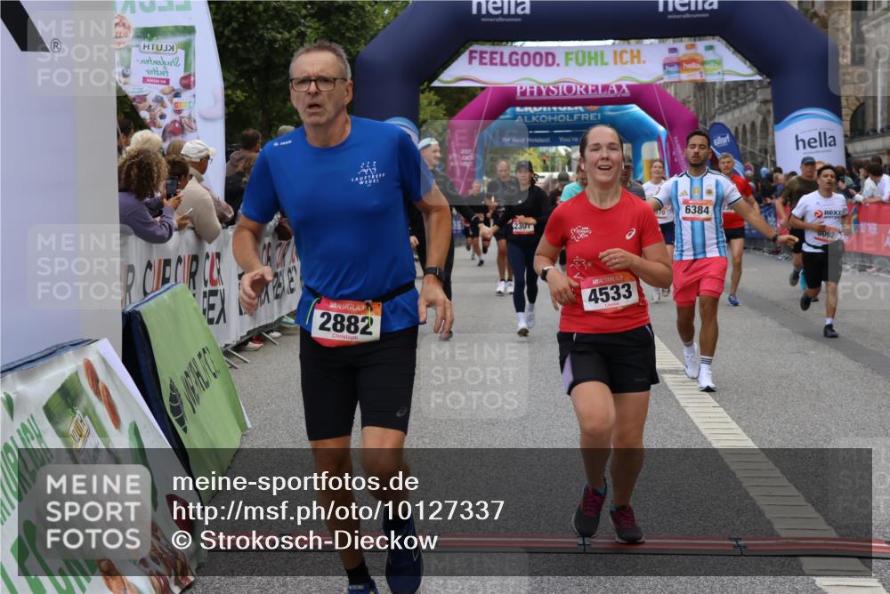 06.09.2026 - CURREX Alsterlauf Strokosch-Dieckow http://msf.ph/oto/10127337 06.09.2026 10:01:10 Ziel 2307, 2369, 2370, 2882, 3312, 3941, 4120, 4418, 4533, 4628, 5092, 5317, 5785, 6231, 6250, 6353, 6384, 6386, 8120, 8215 meine-sportfotos.de