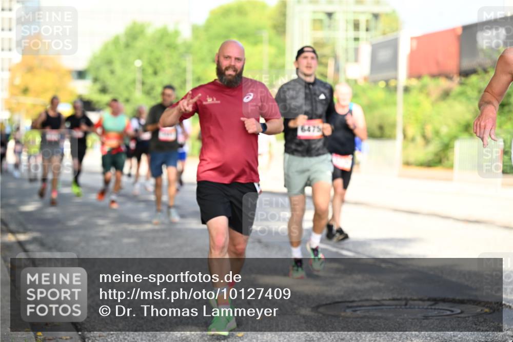 06.09.2026 - CURREX Alsterlauf Dr. Thomas Lammeyer http://msf.ph/oto/10127409 06.09.2026 09:47:03 Laufen 6475 meine-sportfotos.de