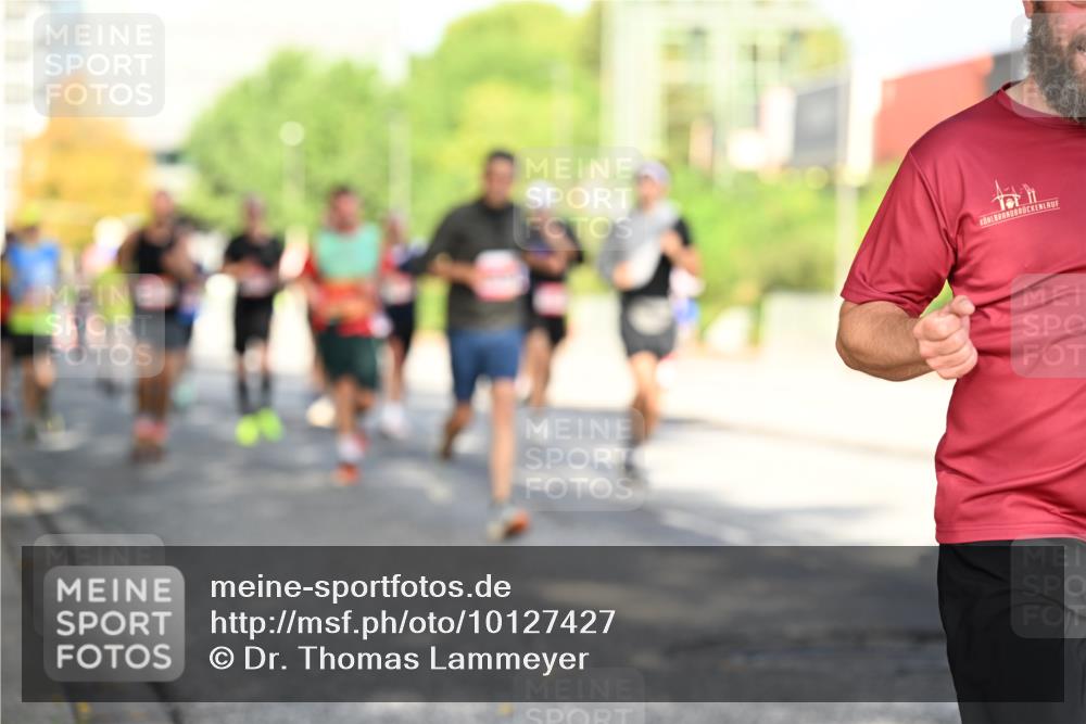06.09.2026 - CURREX Alsterlauf Dr. Thomas Lammeyer http://msf.ph/oto/10127427 06.09.2026 09:47:05 Laufen 00 meine-sportfotos.de