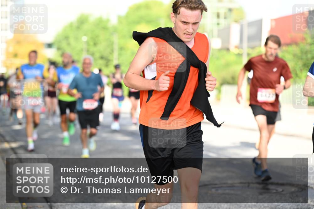 06.09.2026 - CURREX Alsterlauf Dr. Thomas Lammeyer http://msf.ph/oto/10127500 06.09.2026 09:47:12 Laufen  meine-sportfotos.de