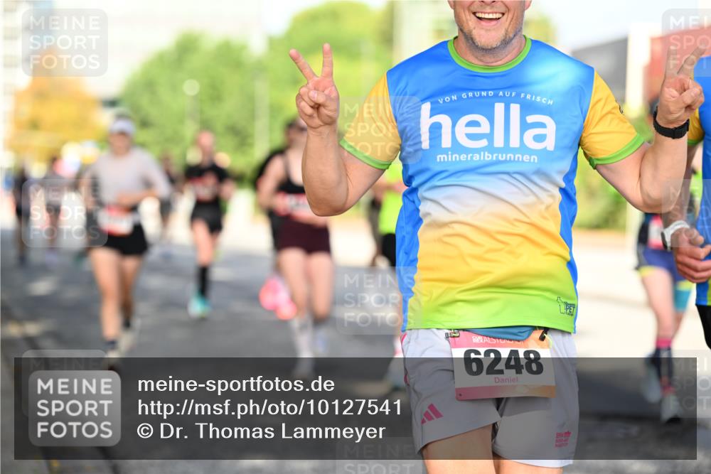 06.09.2026 - CURREX Alsterlauf Dr. Thomas Lammeyer http://msf.ph/oto/10127541 06.09.2026 09:47:16 Laufen 6248 meine-sportfotos.de