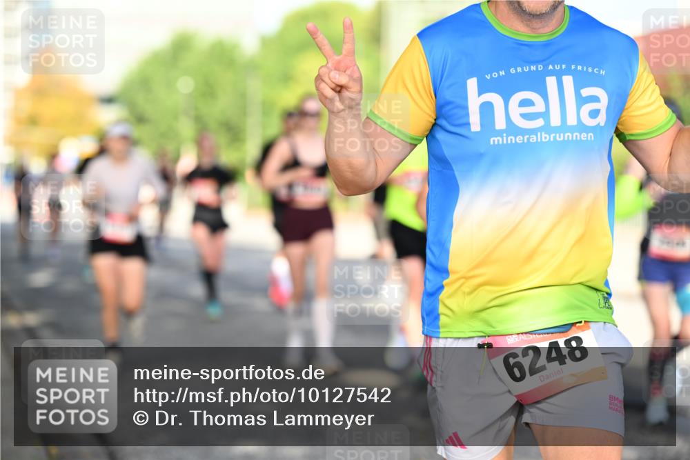 06.09.2026 - CURREX Alsterlauf Dr. Thomas Lammeyer http://msf.ph/oto/10127542 06.09.2026 09:47:16 Laufen 6248 meine-sportfotos.de