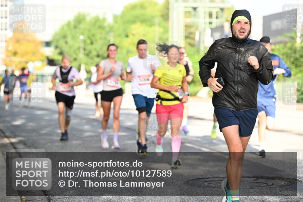 06.09.2026 - CURREX Alsterlauf Dr. Thomas Lammeyer http://msf.ph/oto/10127589 06.09.2026 09:47:22 Laufen 11 meine-sportfotos.de
