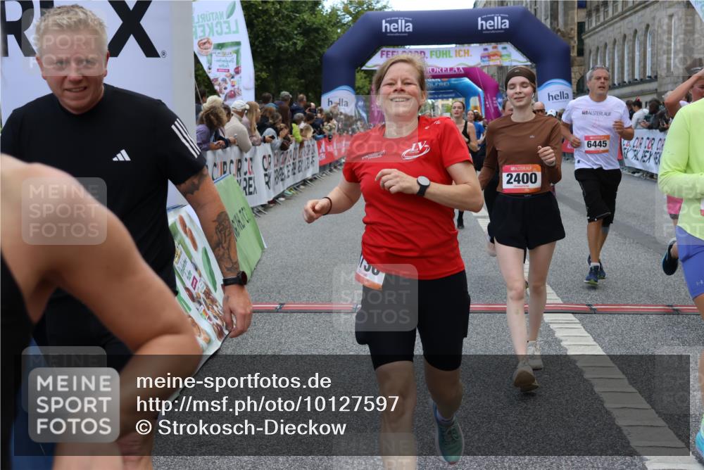 06.09.2026 - CURREX Alsterlauf Strokosch-Dieckow http://msf.ph/oto/10127597 06.09.2026 10:01:22 Ziel 2369, 2370, 2400, 2478, 2485, 3195, 3280, 3401, 3730, 3740, 4049, 4055, 4429, 4633, 4701, 5139, 5424, 5598, 5745, 6027, 6033, 6145, 6231, 6386, 6445 meine-sportfotos.de