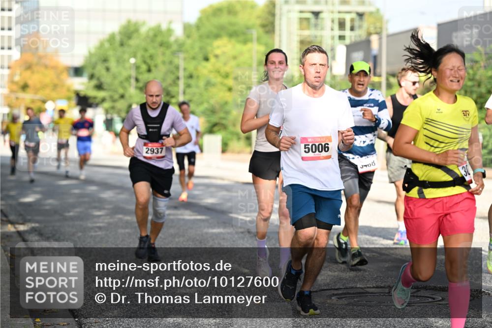 06.09.2026 - CURREX Alsterlauf Dr. Thomas Lammeyer http://msf.ph/oto/10127600 06.09.2026 09:47:23 Laufen 2937, 5006, 3408, 30 meine-sportfotos.de