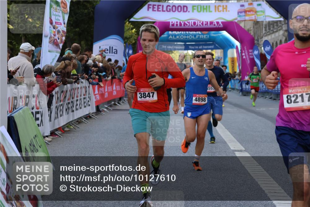 06.09.2026 - CURREX Alsterlauf Strokosch-Dieckow http://msf.ph/oto/10127610 06.09.2026 09:48:33 Ziel 2796, 3798, 3847, 3860, 3977, 4471, 4553, 4690, 4774, 4898, 5311, 6040, 6481, 8188, 8217 meine-sportfotos.de