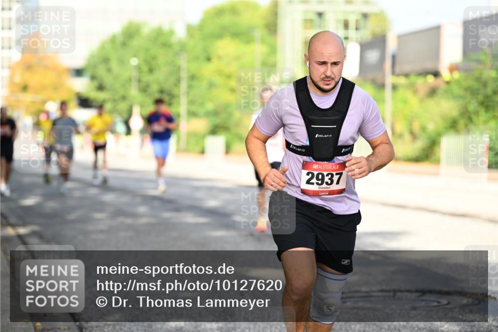 06.09.2026 - CURREX Alsterlauf Dr. Thomas Lammeyer http://msf.ph/oto/10127620 06.09.2026 09:47:25 Laufen 2937 meine-sportfotos.de
