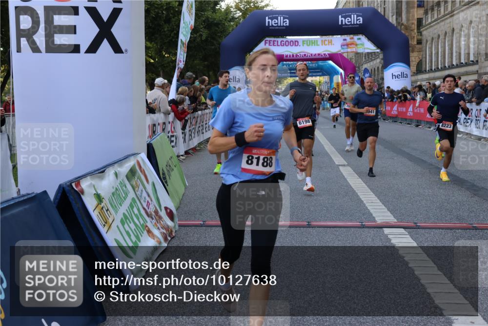 06.09.2026 - CURREX Alsterlauf Strokosch-Dieckow http://msf.ph/oto/10127638 06.09.2026 09:48:38 Ziel 2081, 2088, 2480, 3798, 3847, 4359, 4471, 4553, 4898, 5245, 5450, 5941, 6198, 6481, 8188, 8217, 8223 meine-sportfotos.de