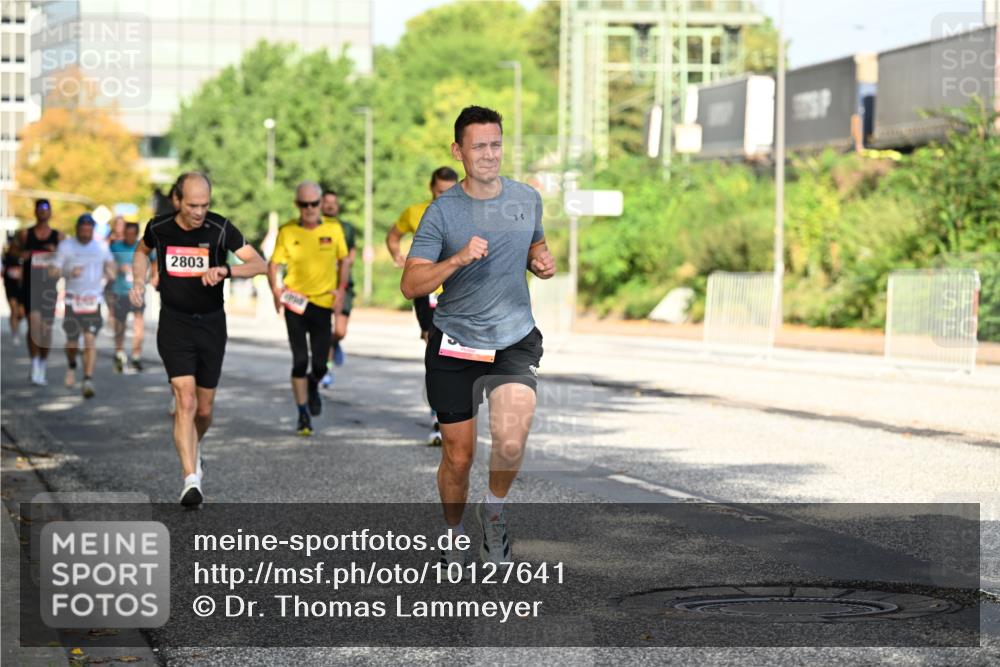 06.09.2026 - CURREX Alsterlauf Dr. Thomas Lammeyer http://msf.ph/oto/10127641 06.09.2026 09:47:30 Laufen 2803 meine-sportfotos.de