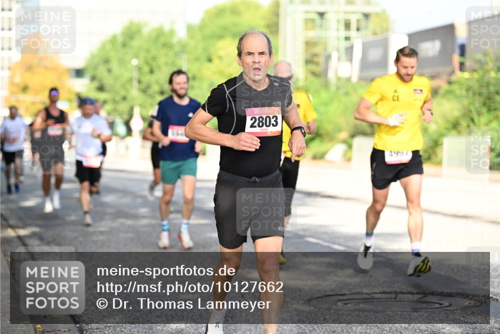 06.09.2026 - CURREX Alsterlauf Dr. Thomas Lammeyer http://msf.ph/oto/10127662 06.09.2026 09:47:33 Laufen 11, 50, 2803, 4997 meine-sportfotos.de
