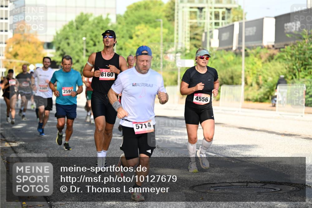 06.09.2026 - CURREX Alsterlauf Dr. Thomas Lammeyer http://msf.ph/oto/10127679 06.09.2026 09:47:36 Laufen 2594, 8160, 4556, 5714 meine-sportfotos.de