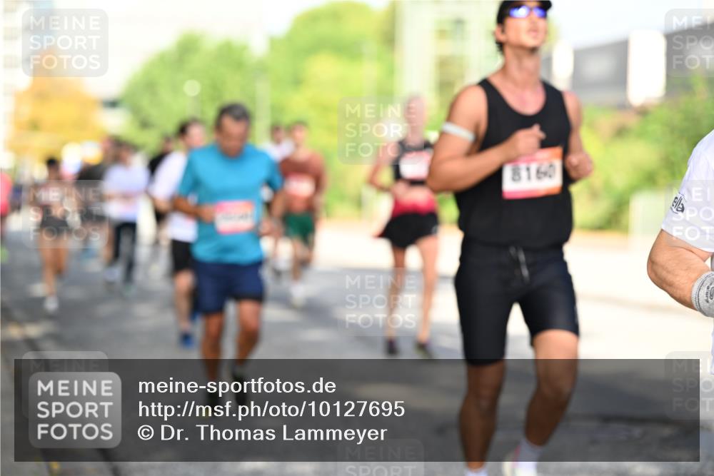 06.09.2026 - CURREX Alsterlauf Dr. Thomas Lammeyer http://msf.ph/oto/10127695 06.09.2026 09:47:38 Laufen 8160 meine-sportfotos.de