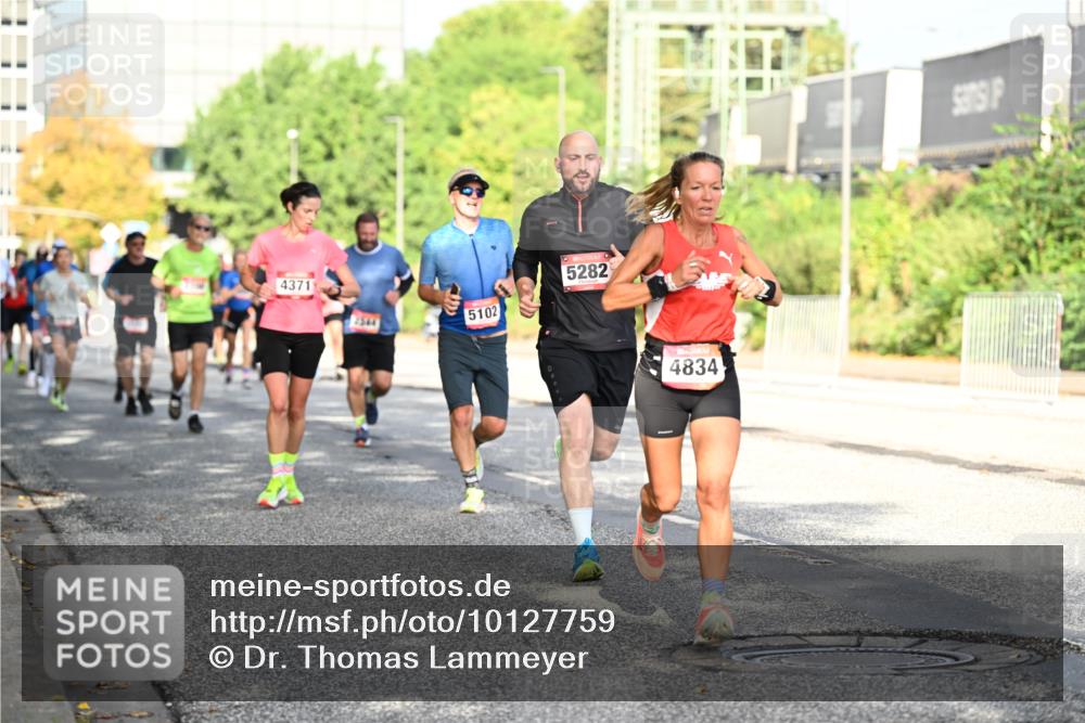 06.09.2026 - CURREX Alsterlauf Dr. Thomas Lammeyer http://msf.ph/oto/10127759 06.09.2026 09:47:45 Laufen 4371, 2544, 5102, 5282, 4834 meine-sportfotos.de