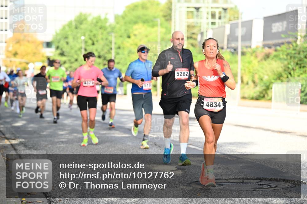 06.09.2026 - CURREX Alsterlauf Dr. Thomas Lammeyer http://msf.ph/oto/10127762 06.09.2026 09:47:45 Laufen 510, 5282, 4834 meine-sportfotos.de