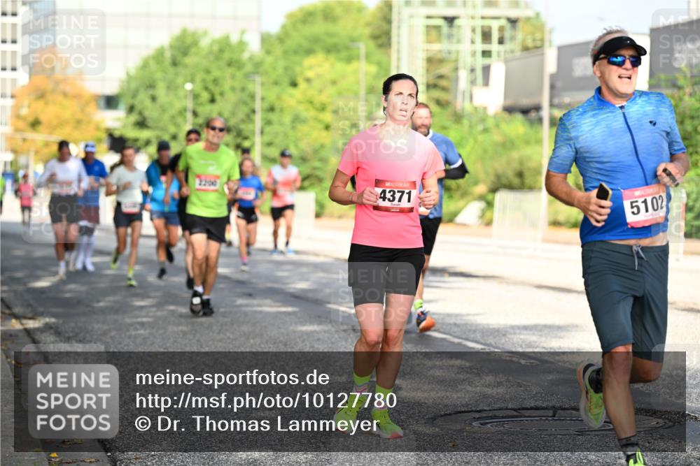 06.09.2026 - CURREX Alsterlauf Dr. Thomas Lammeyer http://msf.ph/oto/10127780 06.09.2026 09:47:47 Laufen 4371, 5102 meine-sportfotos.de