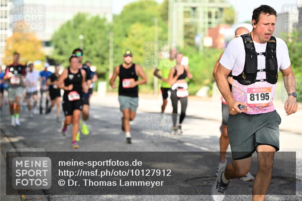 06.09.2026 - CURREX Alsterlauf Dr. Thomas Lammeyer http://msf.ph/oto/10127912 06.09.2026 09:48:01 Laufen 8195 meine-sportfotos.de