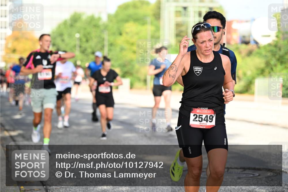 06.09.2026 - CURREX Alsterlauf Dr. Thomas Lammeyer http://msf.ph/oto/10127942 06.09.2026 09:48:04 Laufen 2549 meine-sportfotos.de