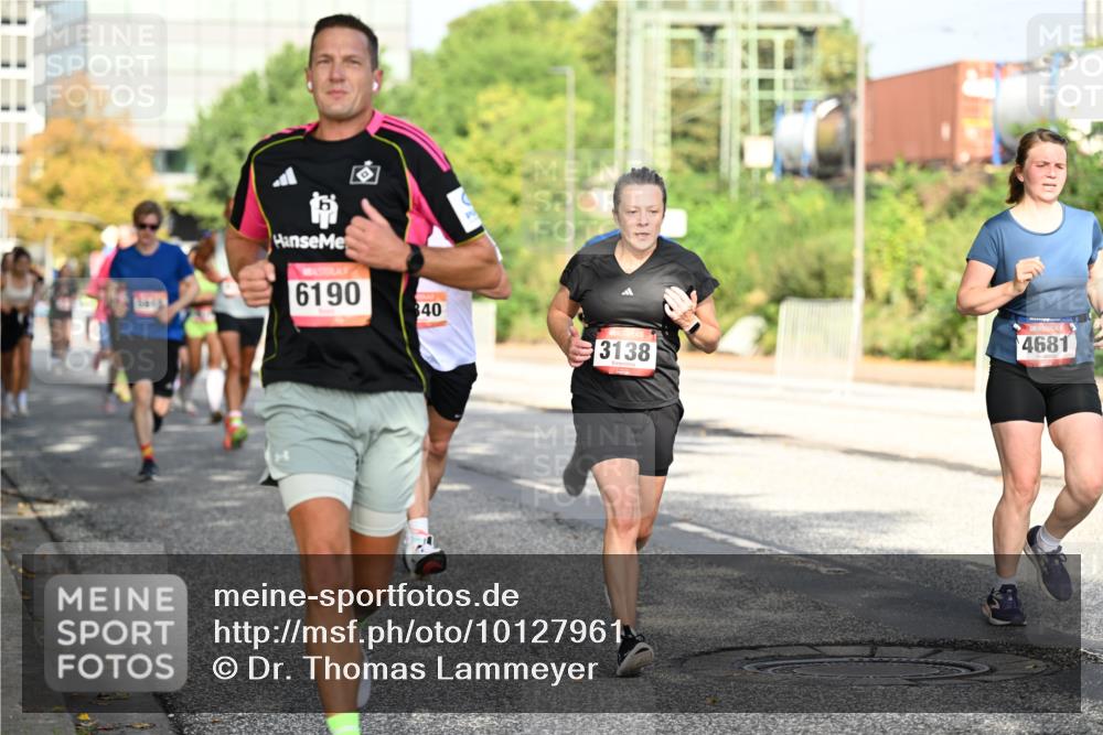 06.09.2026 - CURREX Alsterlauf Dr. Thomas Lammeyer http://msf.ph/oto/10127961 06.09.2026 09:48:06 Laufen 6190, 40, 4681, 3138 meine-sportfotos.de