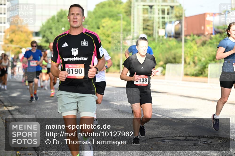 06.09.2026 - CURREX Alsterlauf Dr. Thomas Lammeyer http://msf.ph/oto/10127962 06.09.2026 09:48:06 Laufen 6190, 138 meine-sportfotos.de